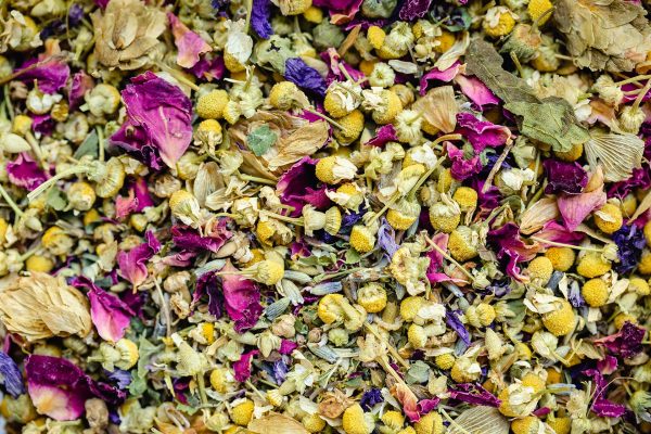 Chamomile-Yawn-Tea-Blend-Twist-Teas.jpg